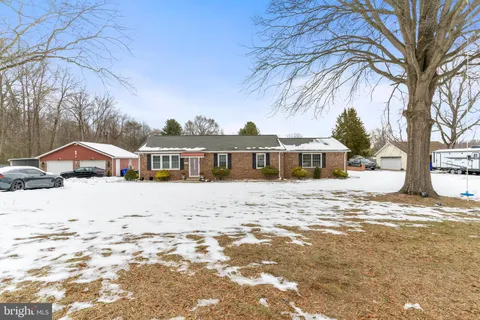 10400 Alice Place, Waldorf, MD MLS: MDCH2043002