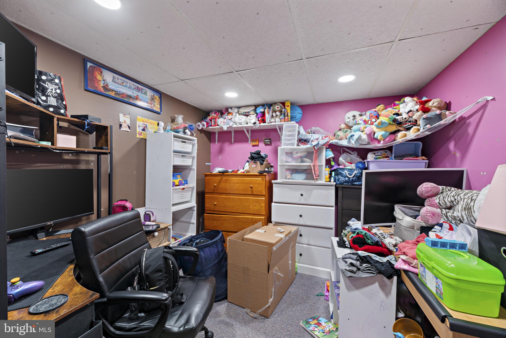 WESTCHESTER HILLS - Residential