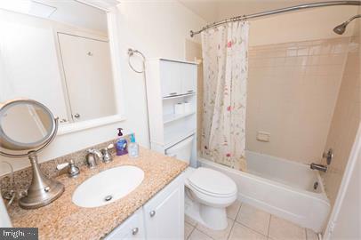 SHIRLINGTON - Residential Lease