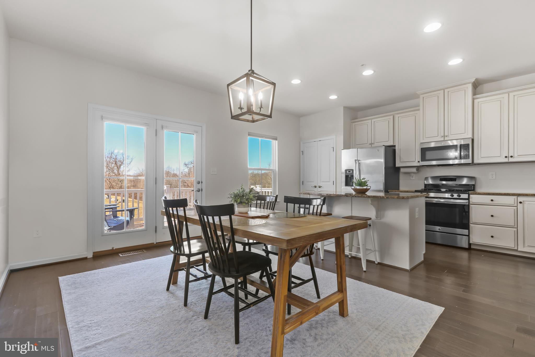 MAGNESS MILL - Residential