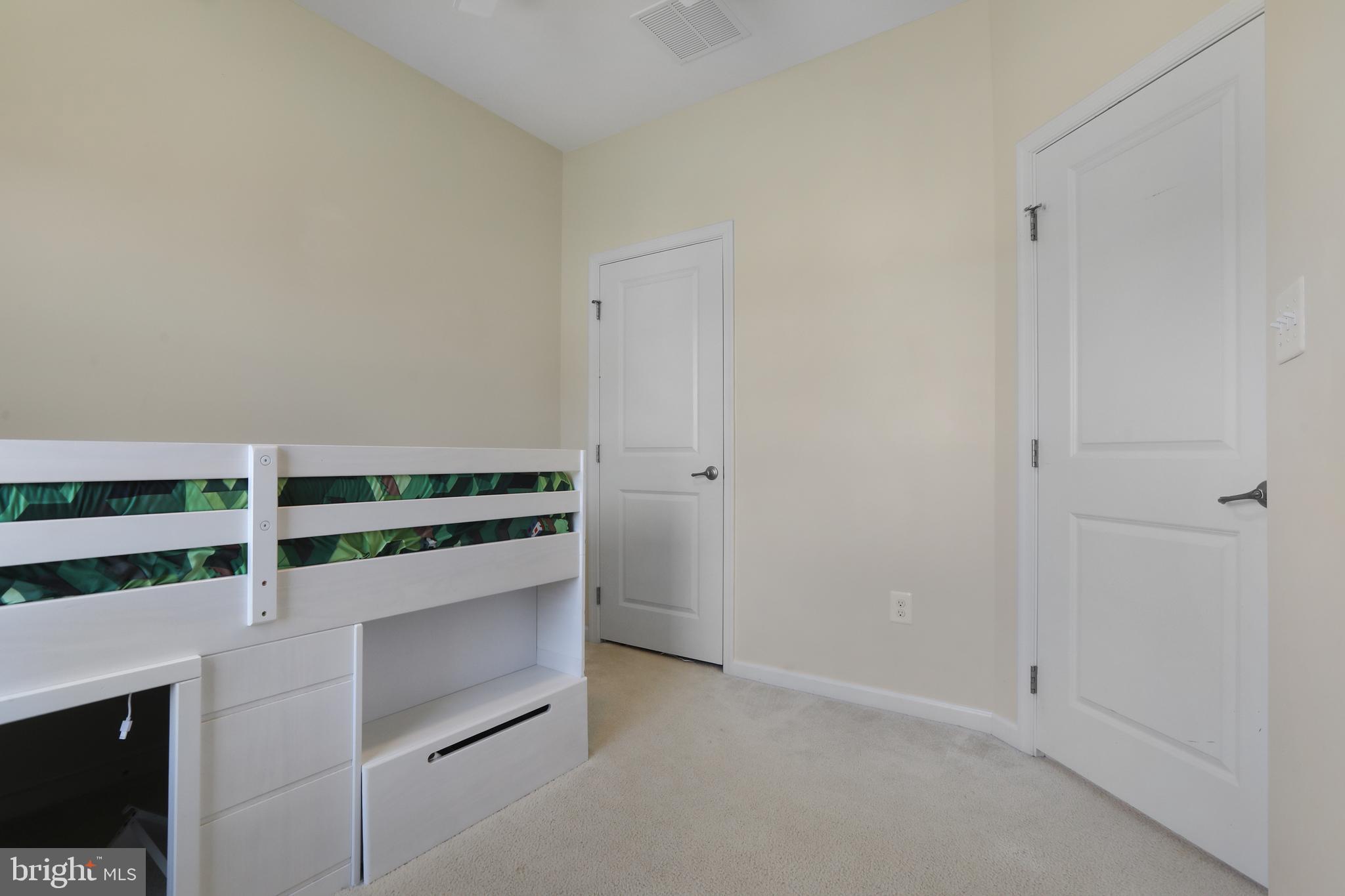 MAGNESS MILL - Residential