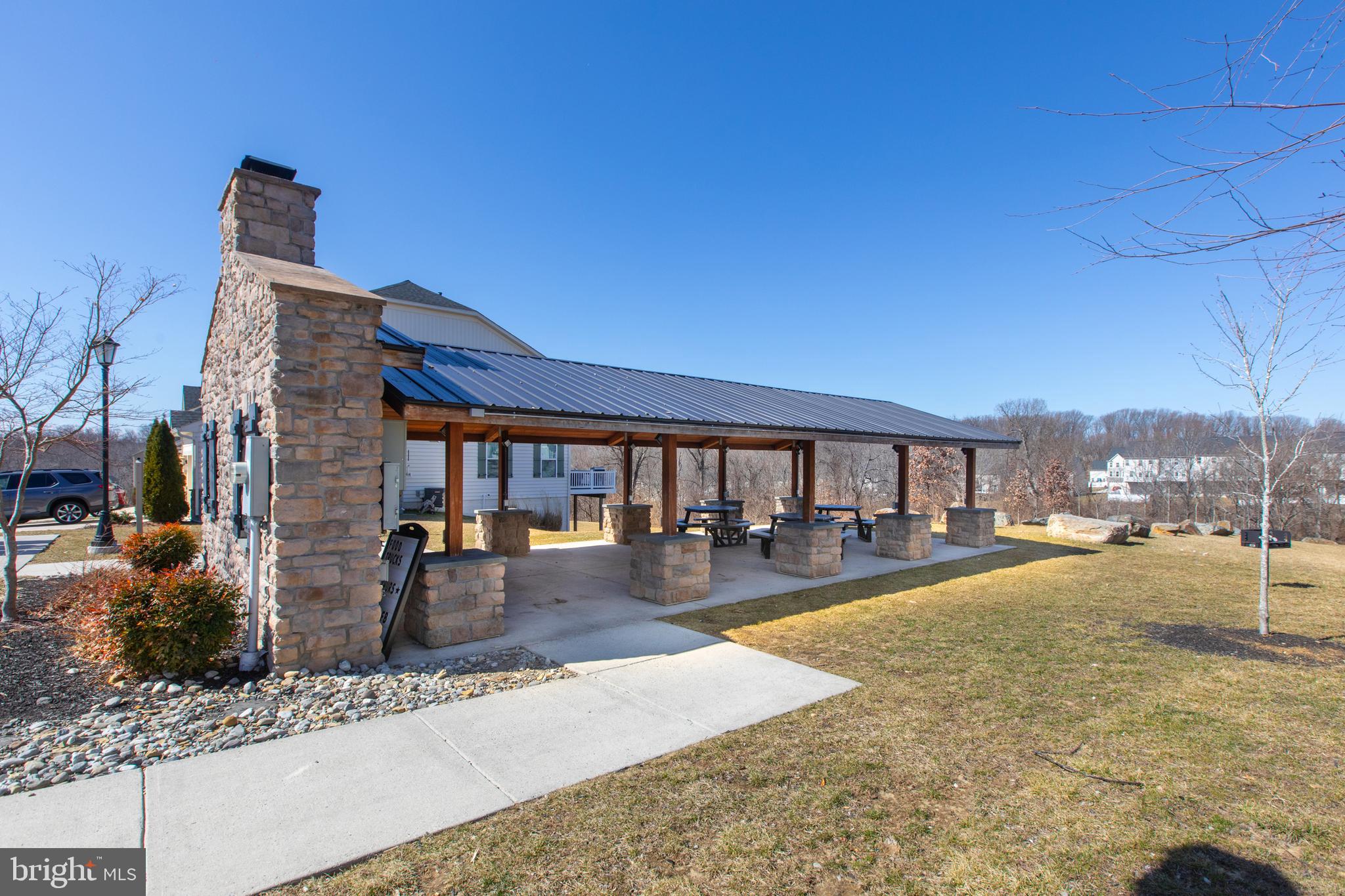 MAGNESS MILL - Residential