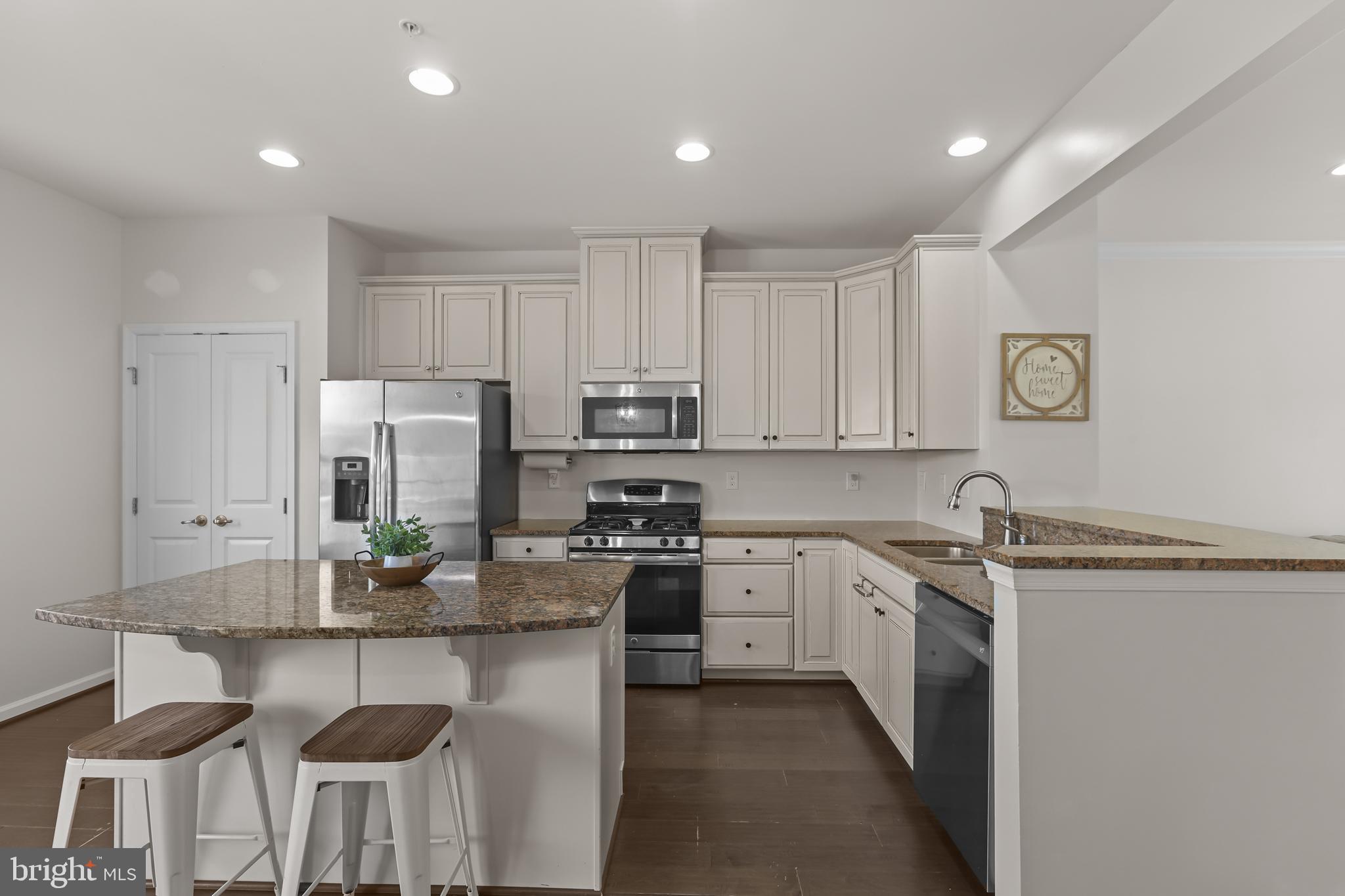 MAGNESS MILL - Residential