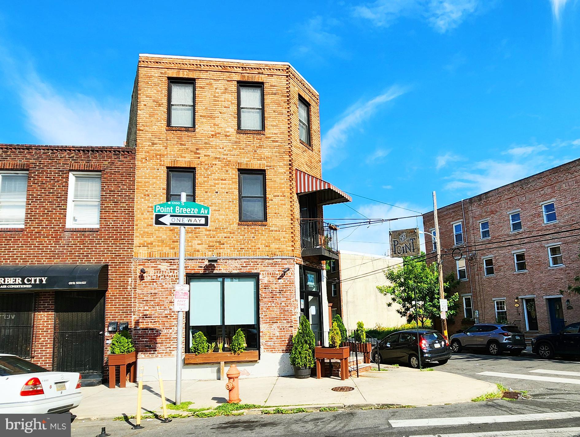 POINT BREEZE - Commercial Lease