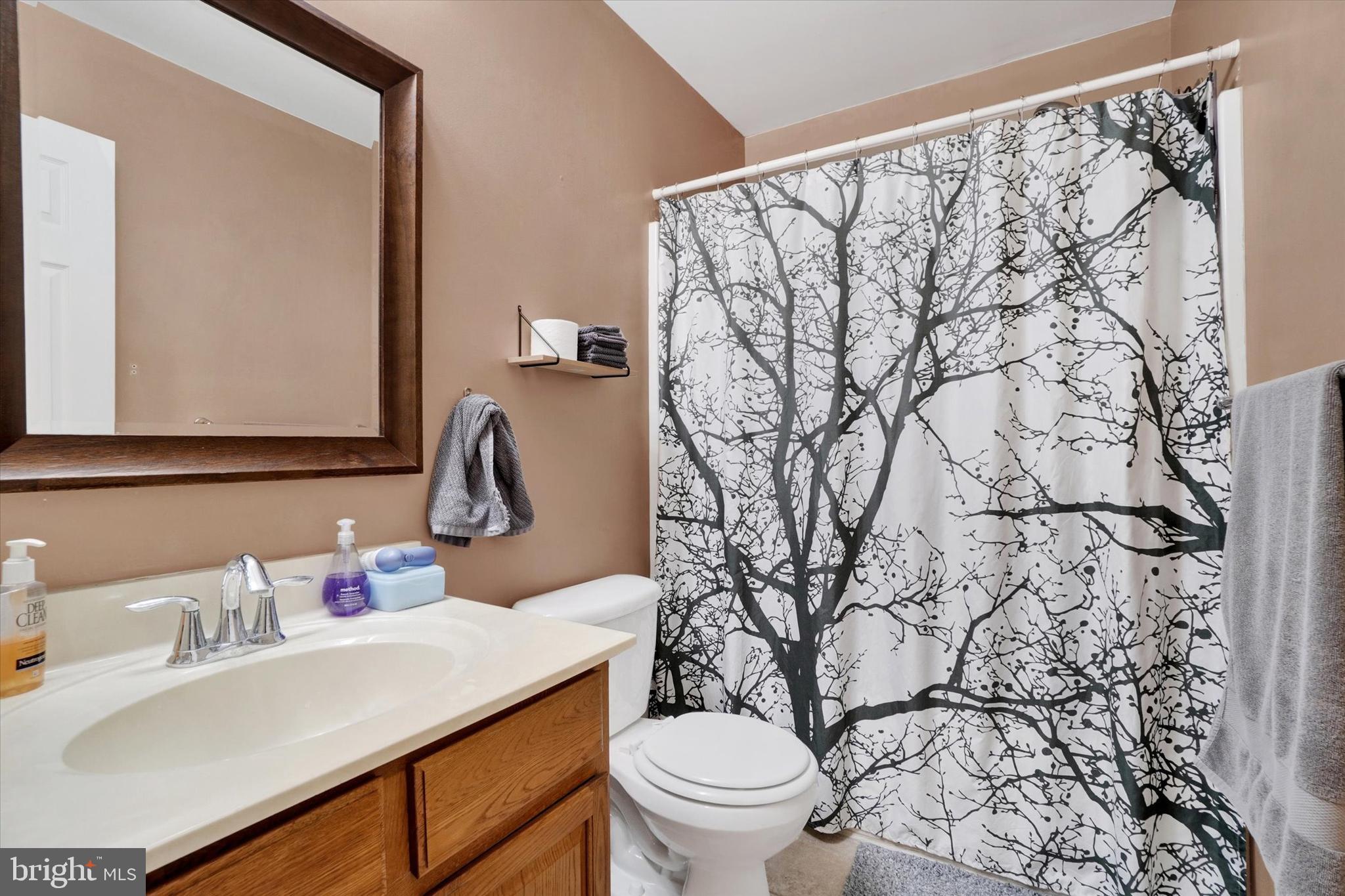 SALEM RUN TOWNHOMES - Residential