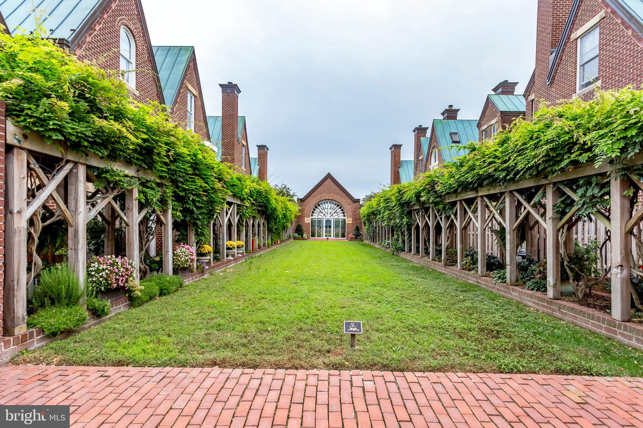 TORPEDO FACTORY - Residential