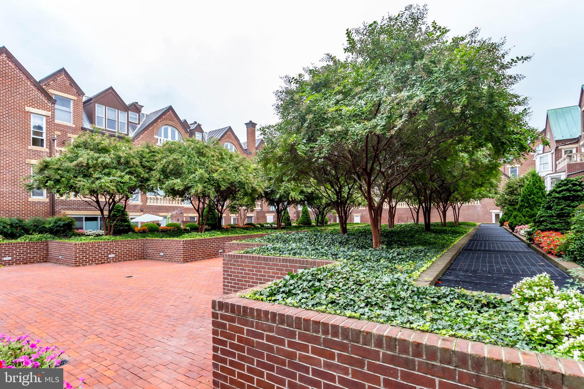 TORPEDO FACTORY - Residential