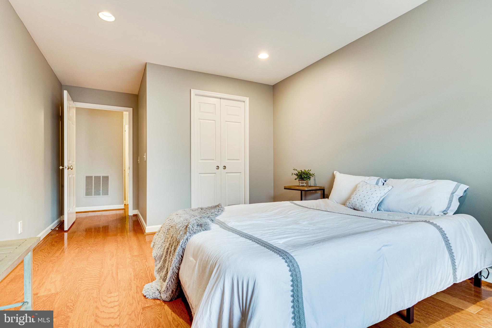 TORPEDO FACTORY - Residential