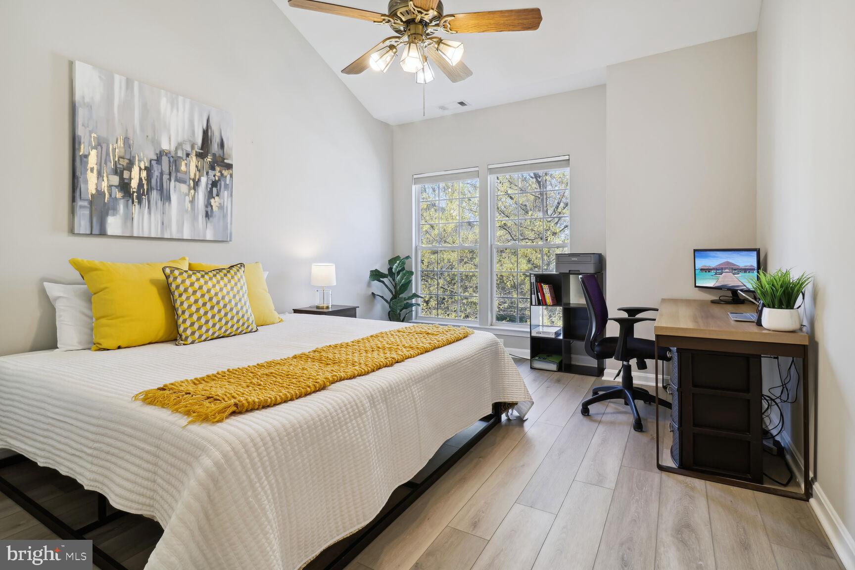 RANDOM HILLS - Residential