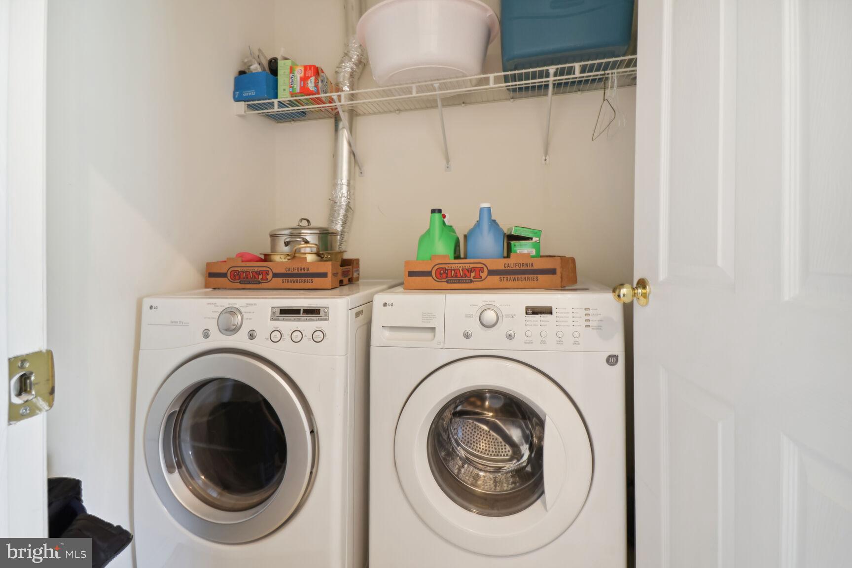 RANDOM HILLS - Residential