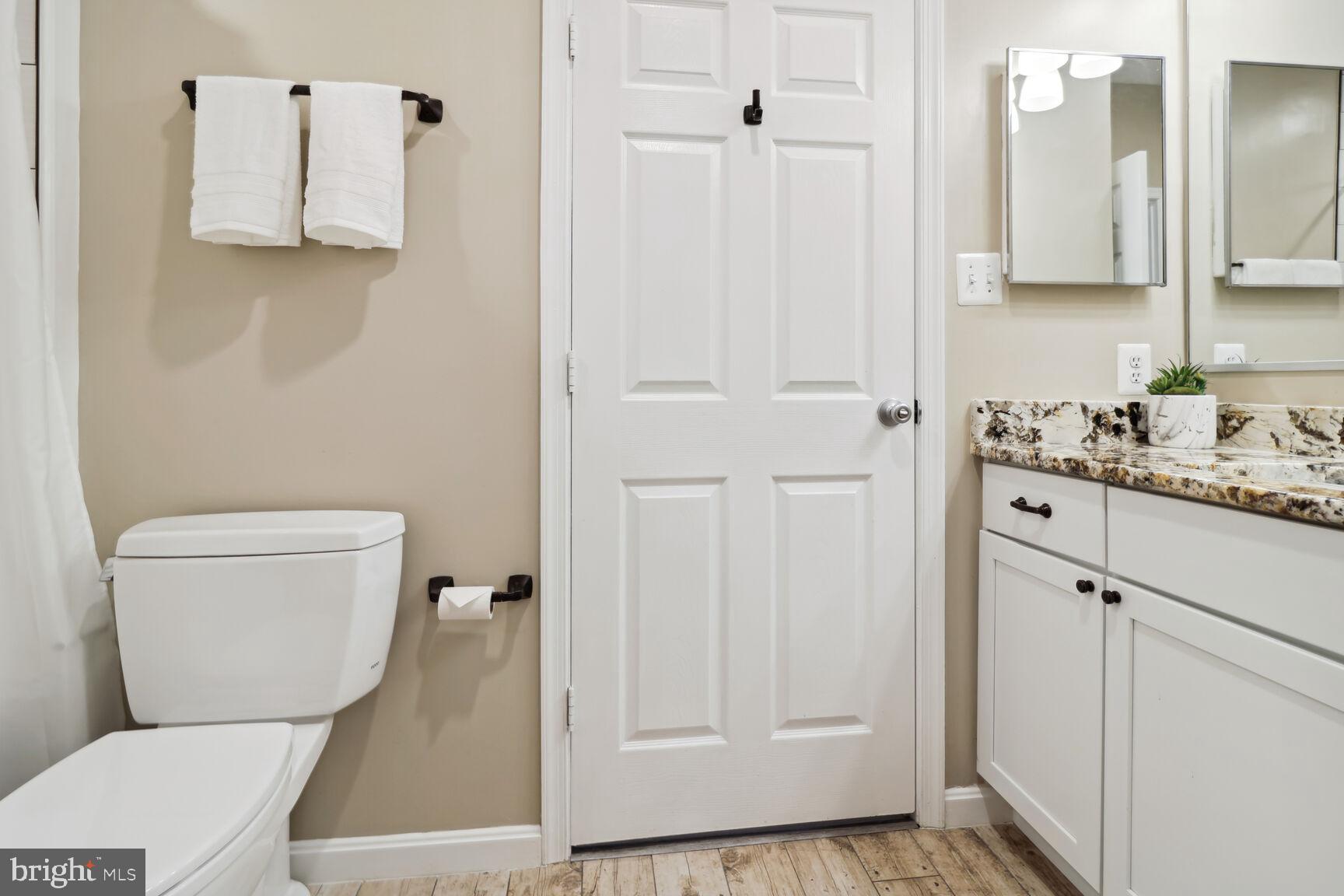 RANDOM HILLS - Residential