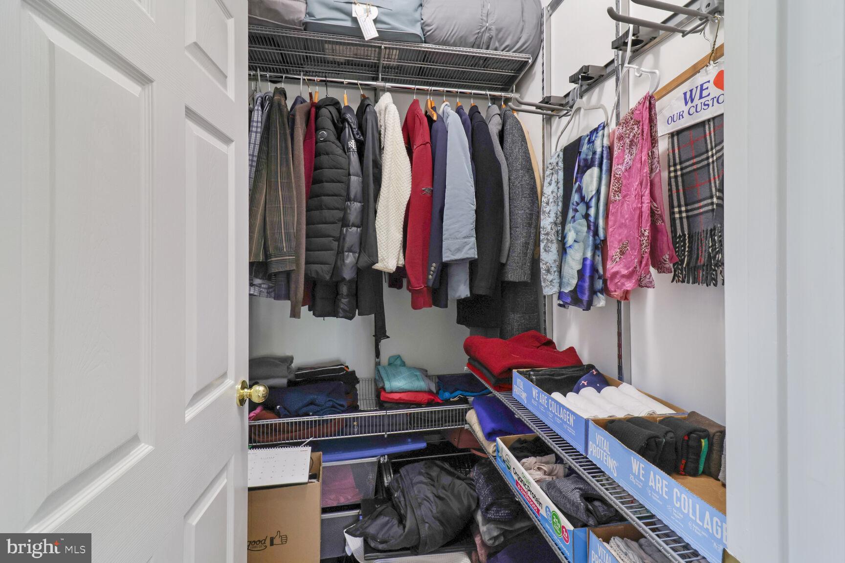 RANDOM HILLS - Residential