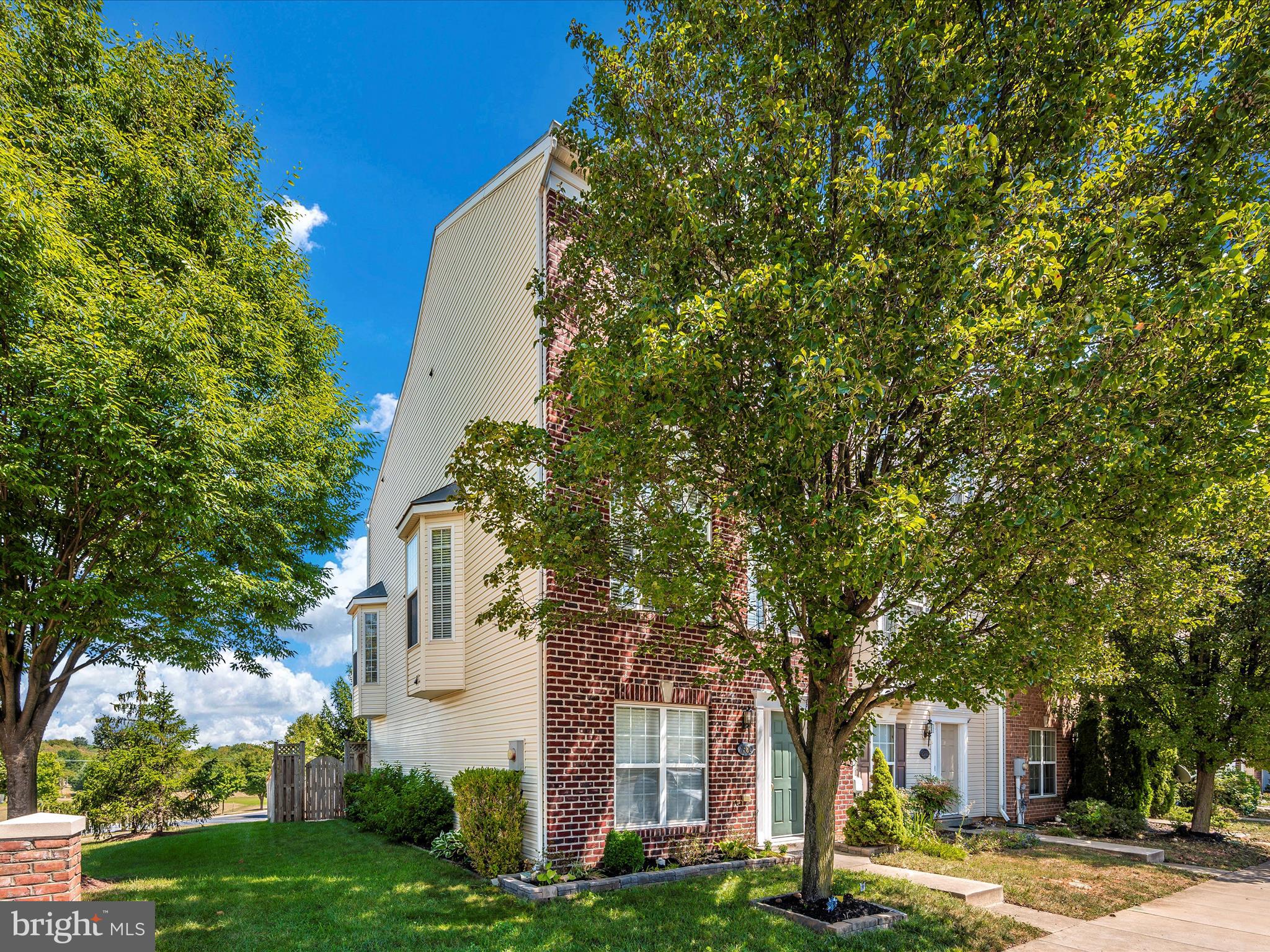 WHITTIER POND - Residential