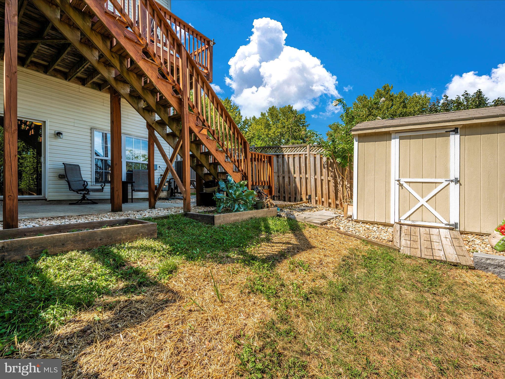 WHITTIER POND - Residential