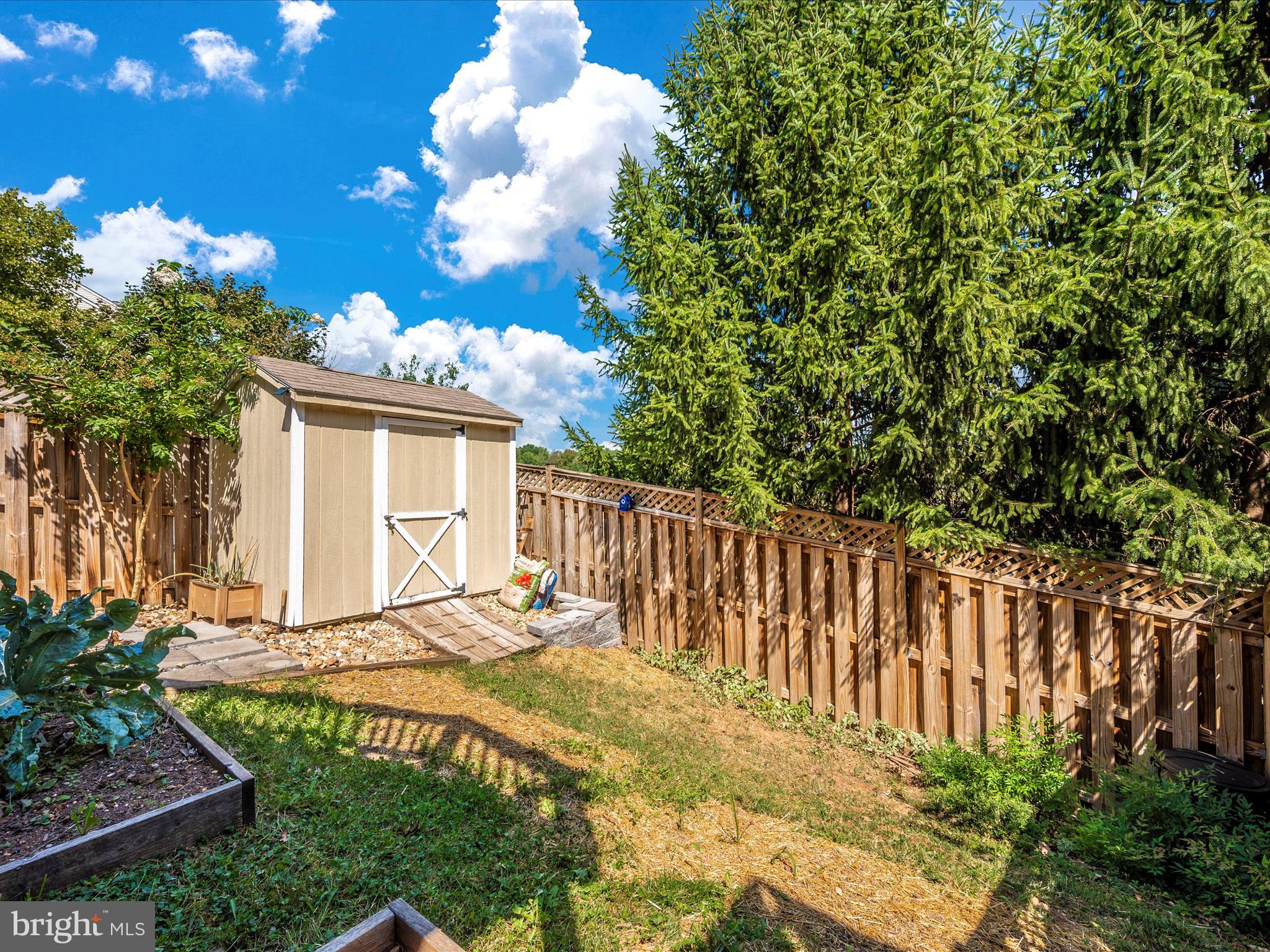 WHITTIER POND - Residential