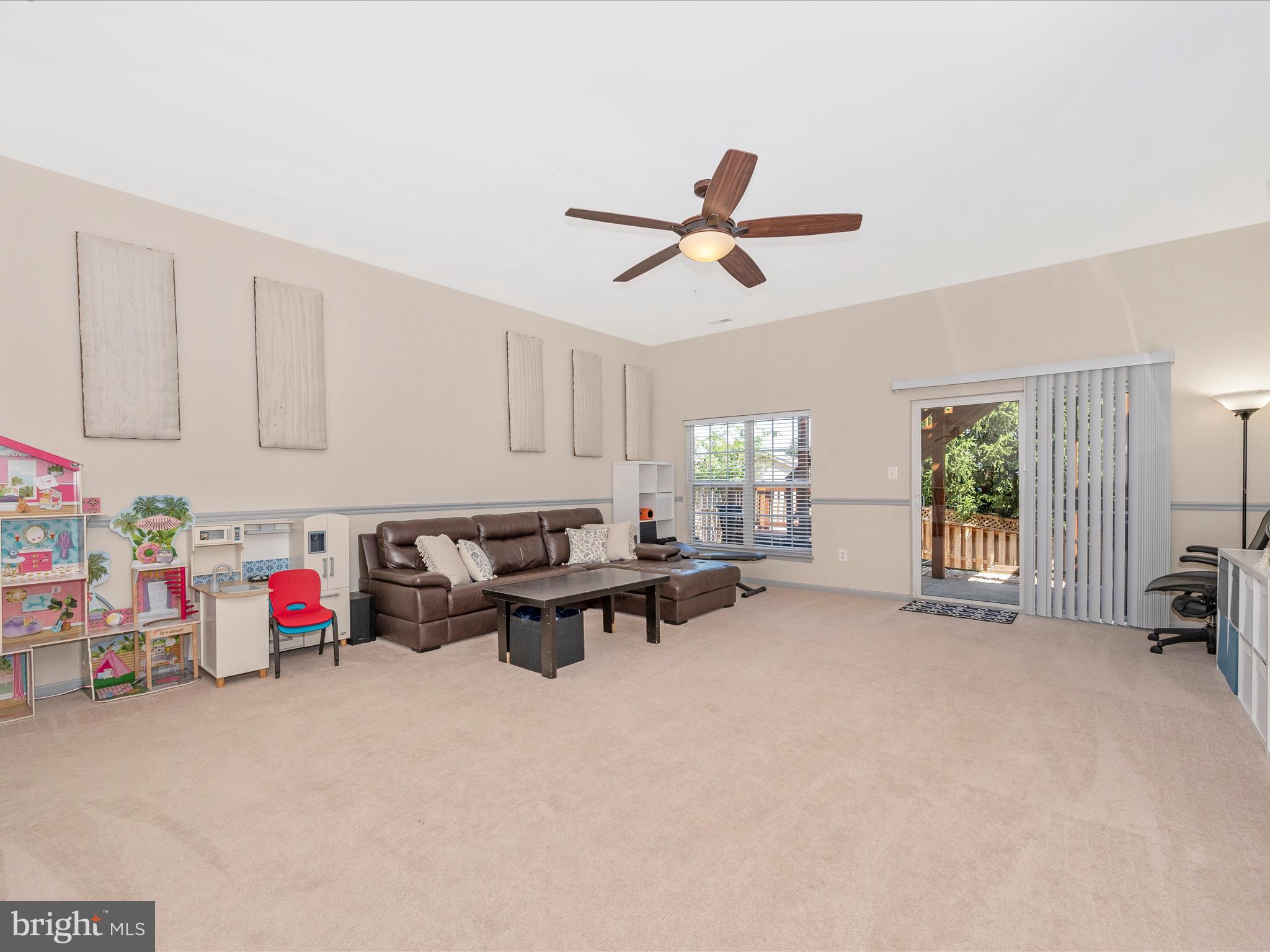 WHITTIER POND - Residential