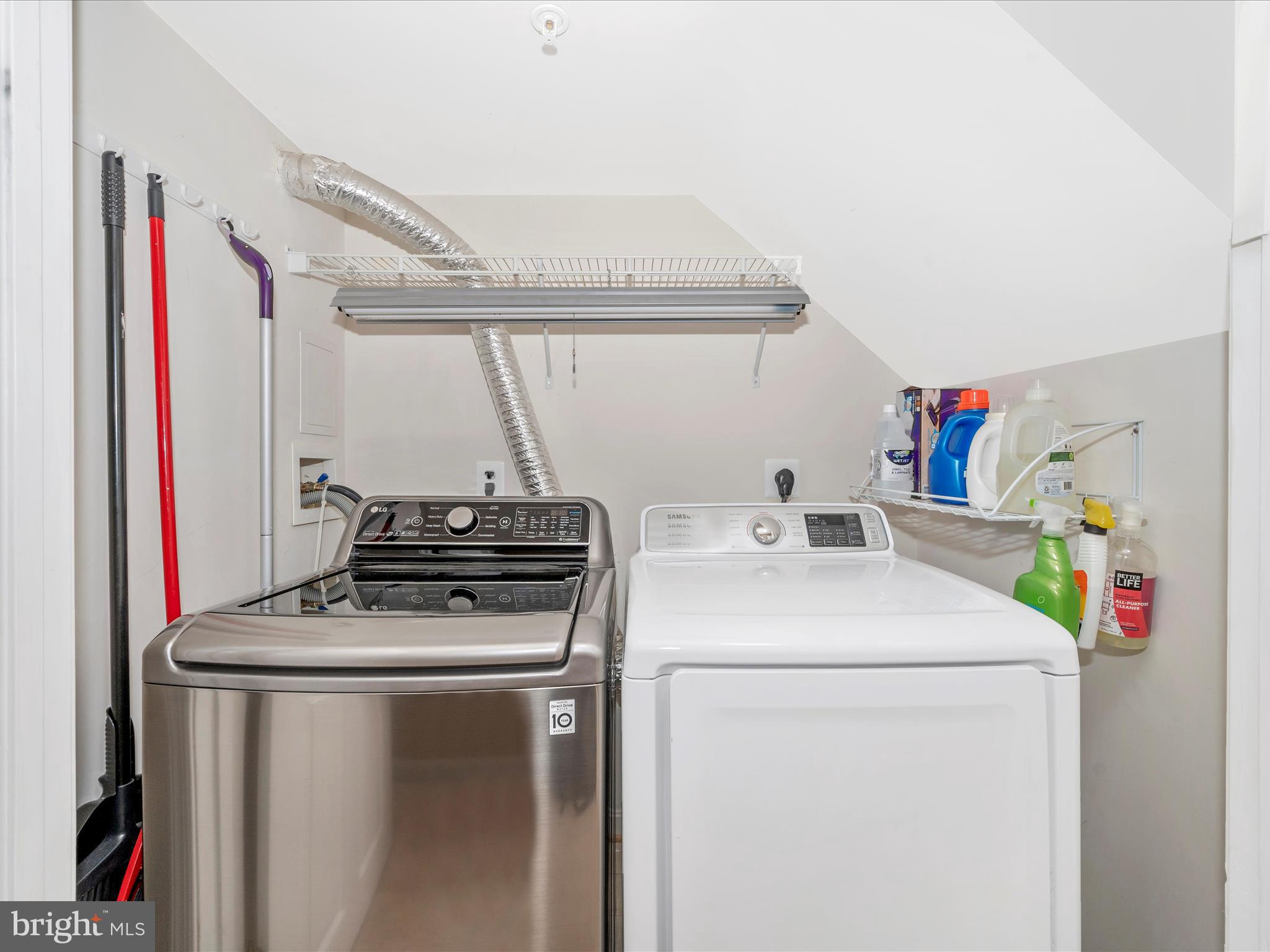 WHITTIER POND - Residential