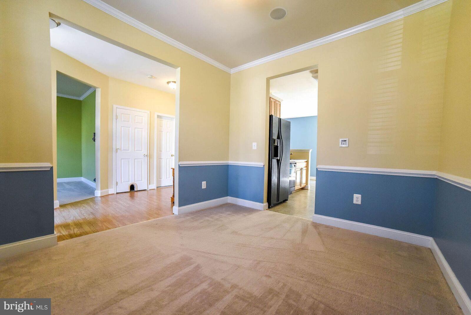 WESTBURY PUB - Residential