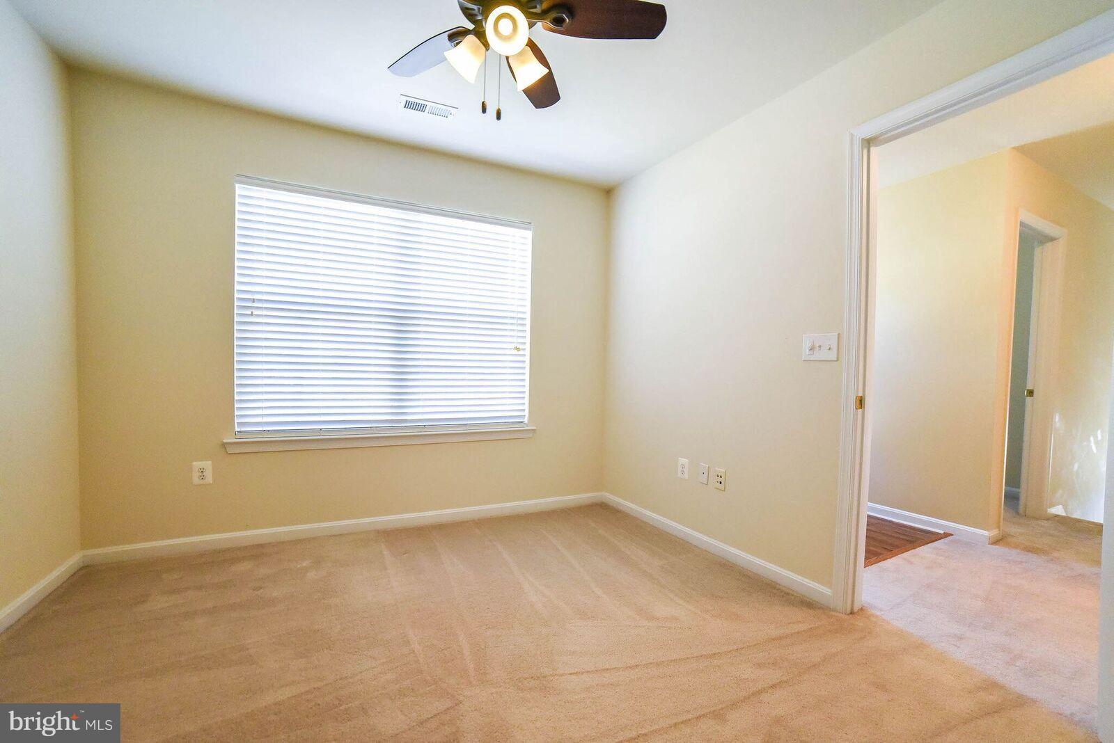 WESTBURY PUB - Residential