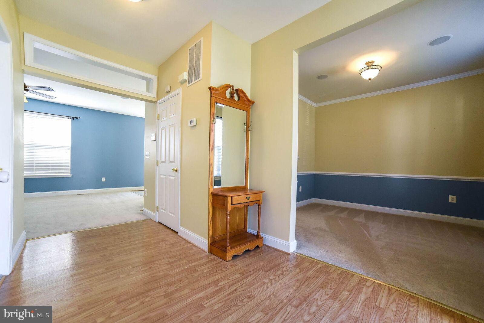 WESTBURY PUB - Residential