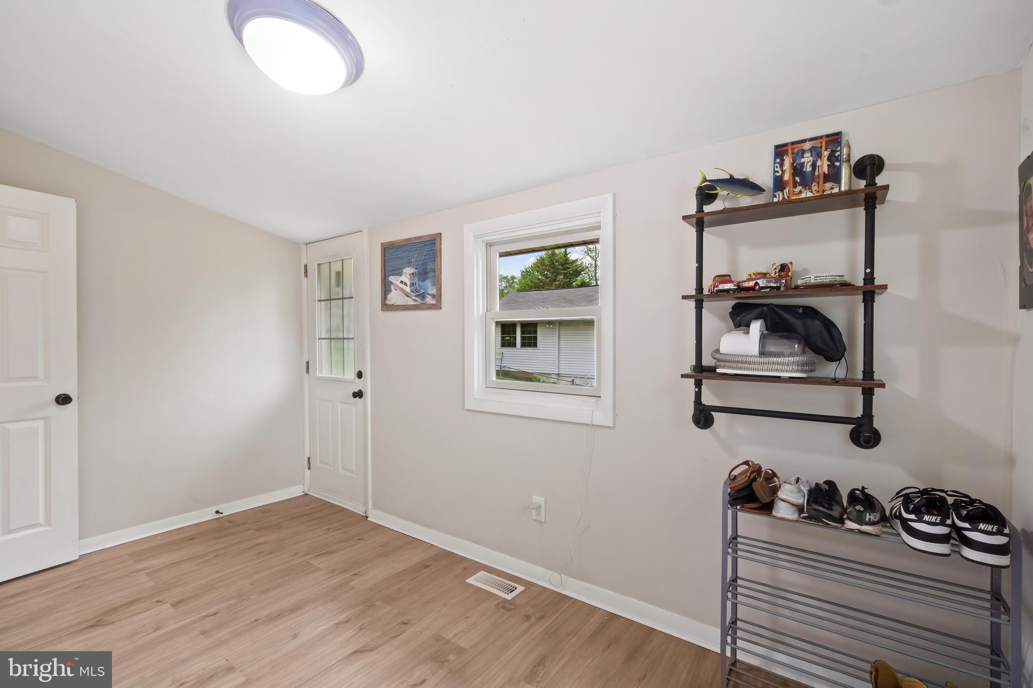 SYLVAN SHORES - Residential