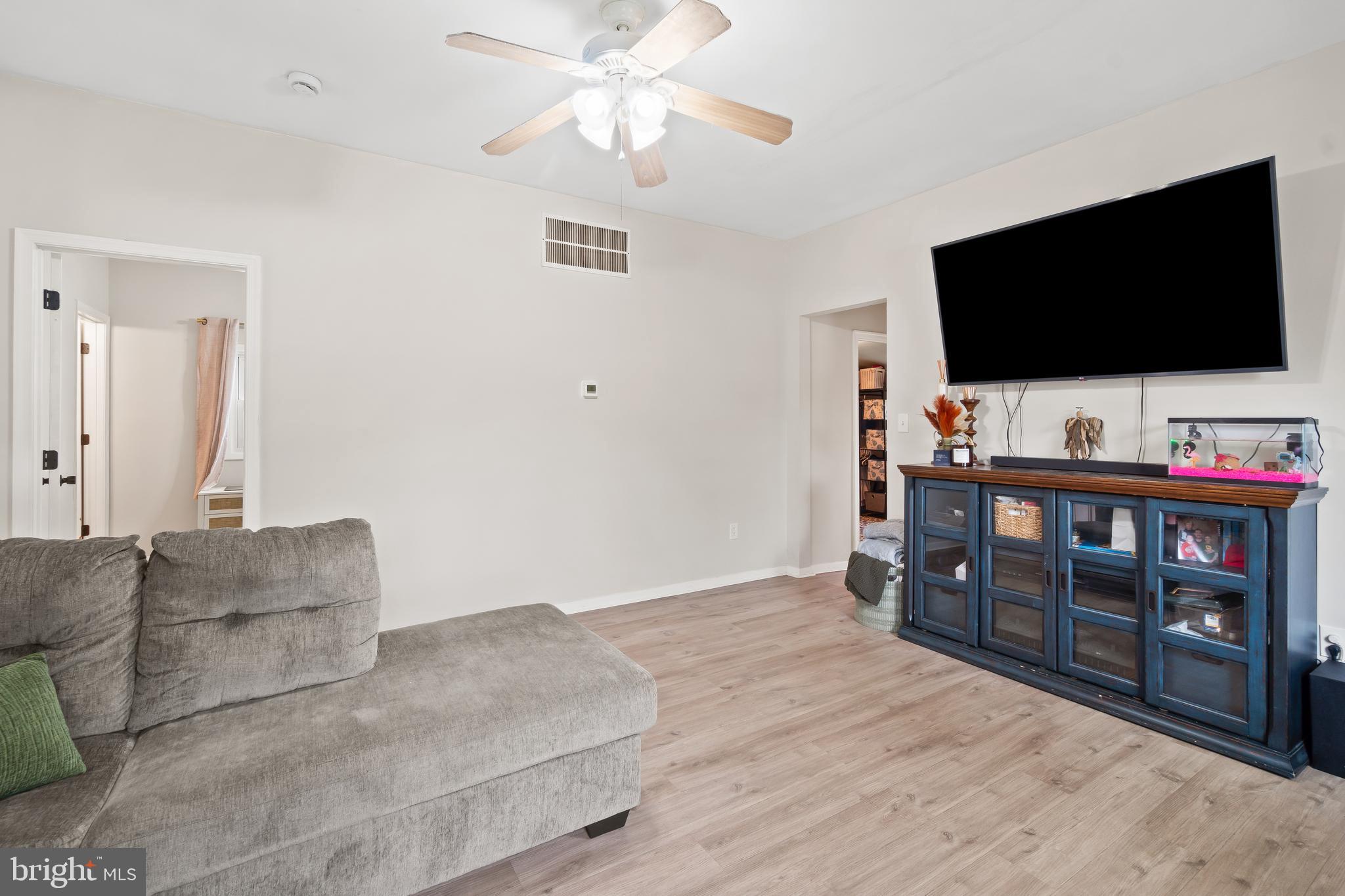 SYLVAN SHORES - Residential