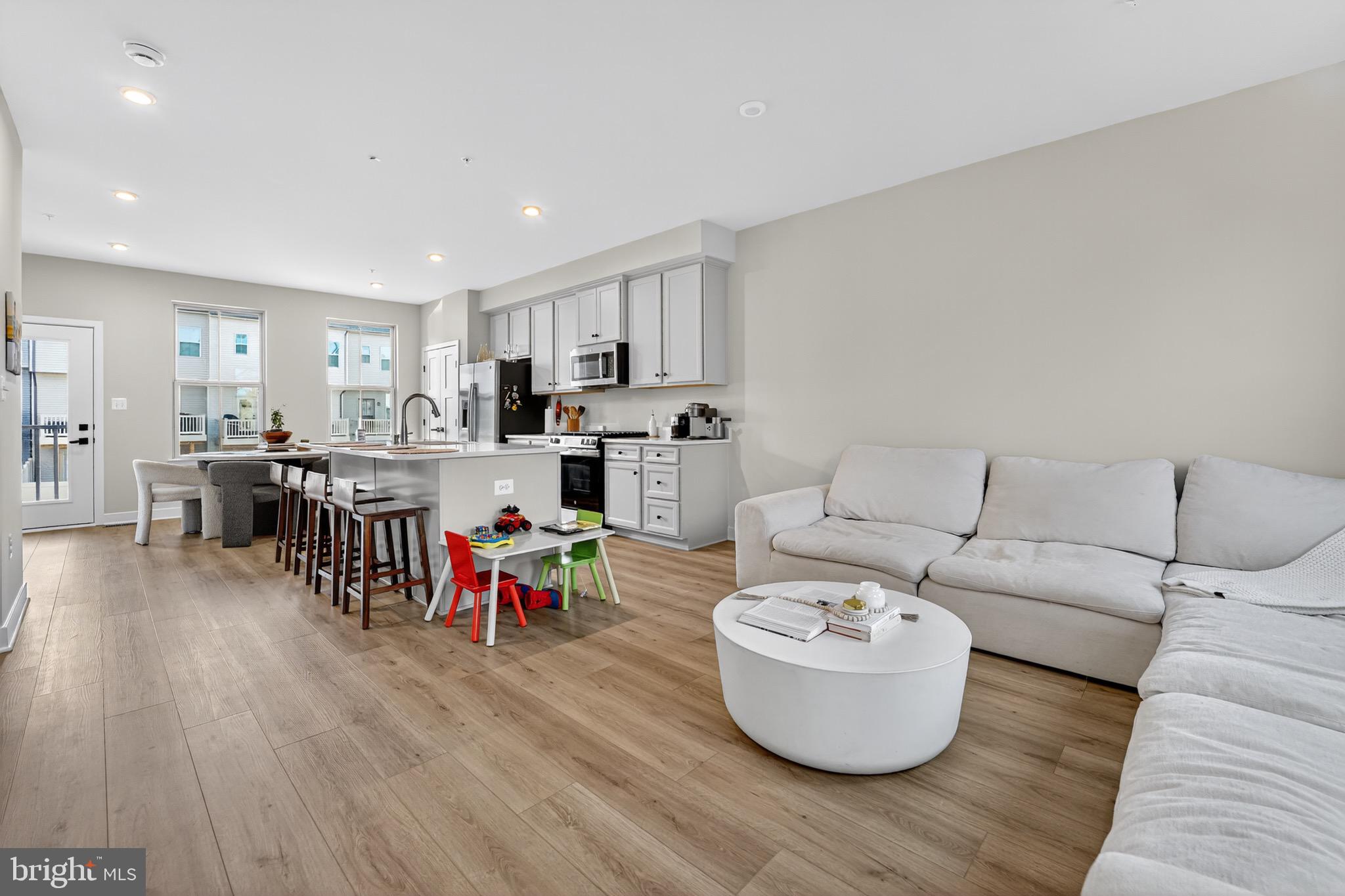 PARKSIDE - Residential