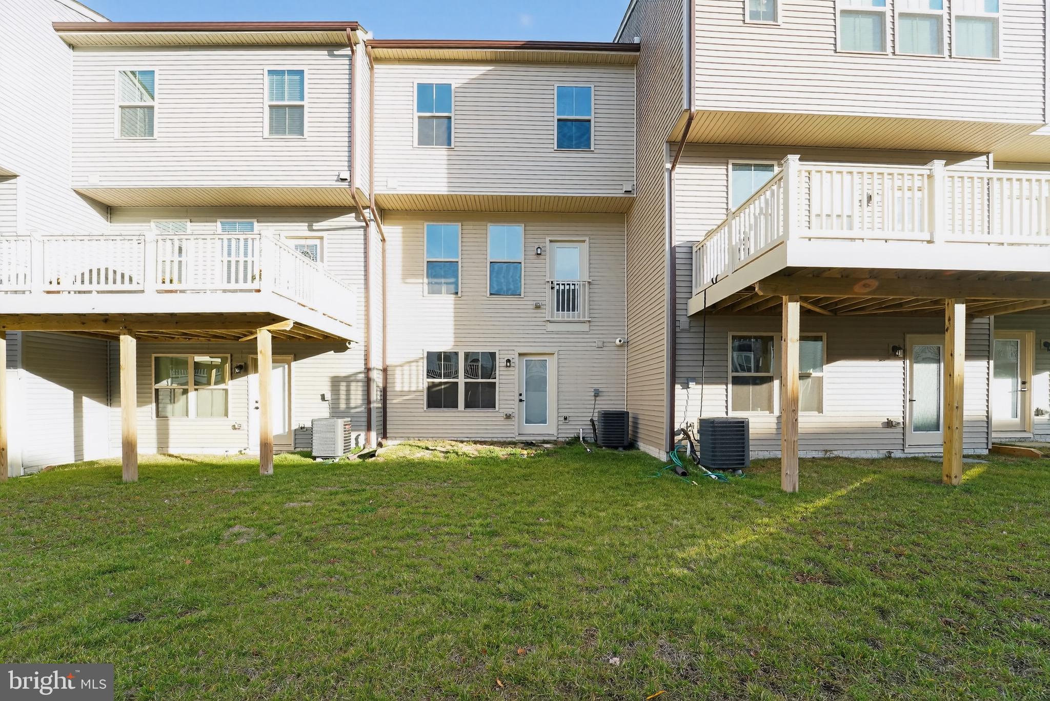 PARKSIDE - Residential