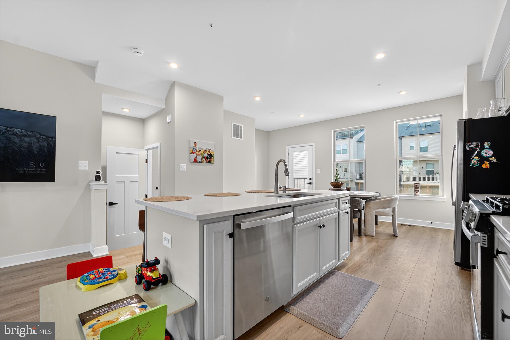 PARKSIDE - Residential