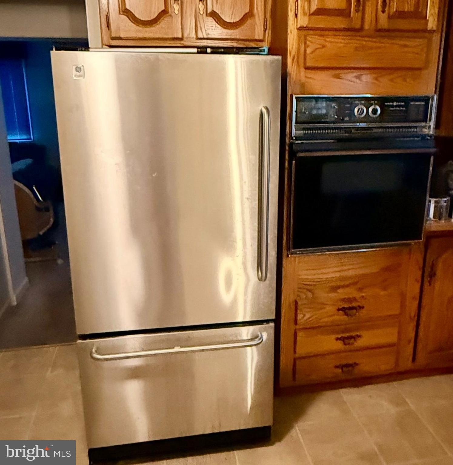 FAIRFAX ACRES - Residential