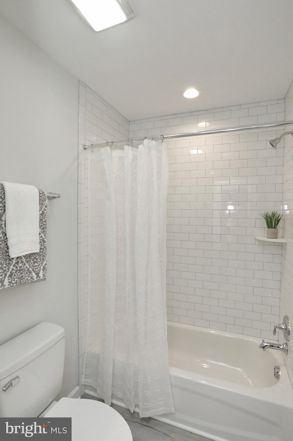 CARRICO KNOLLS - Residential