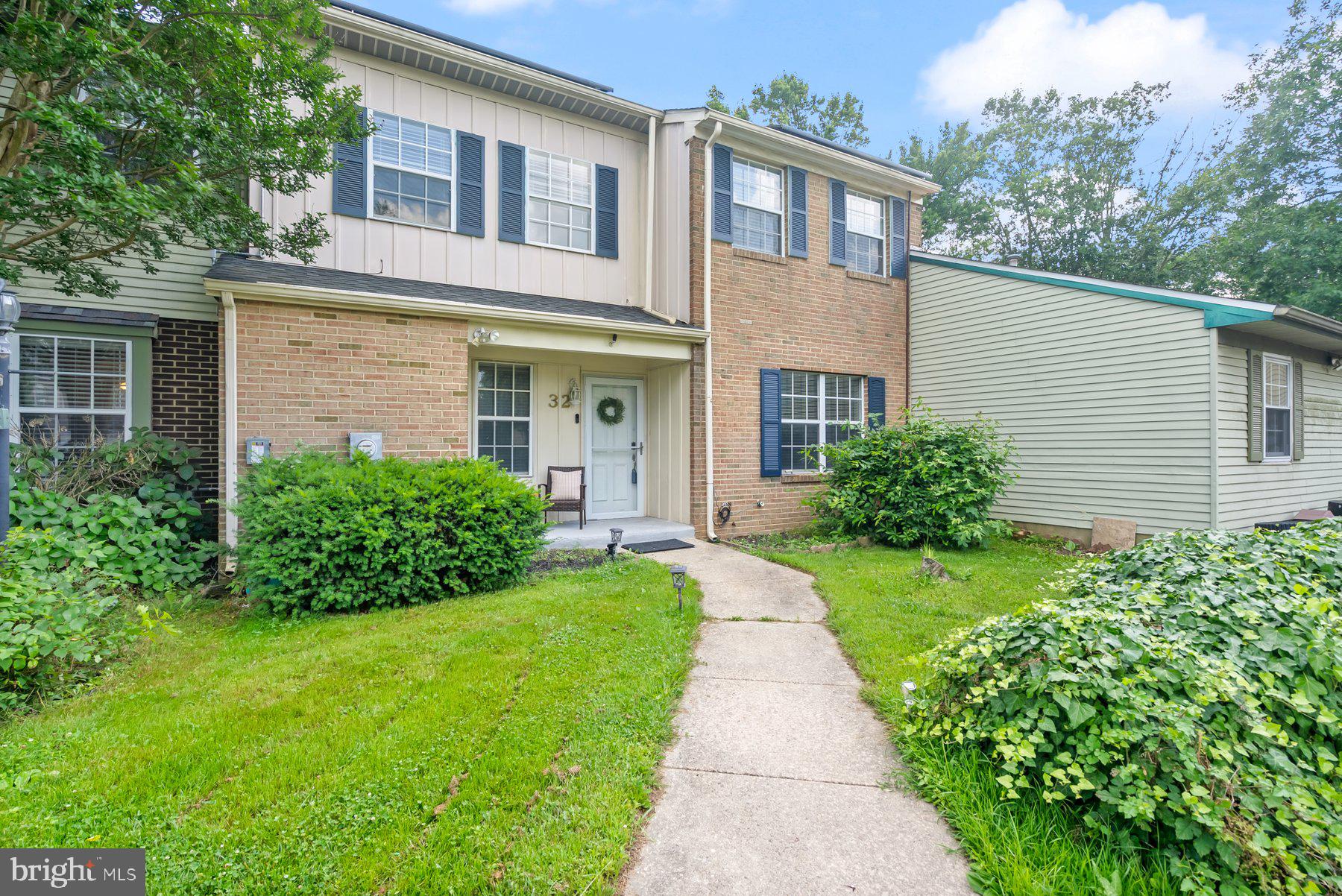32 BUTTONWOOD ROAD