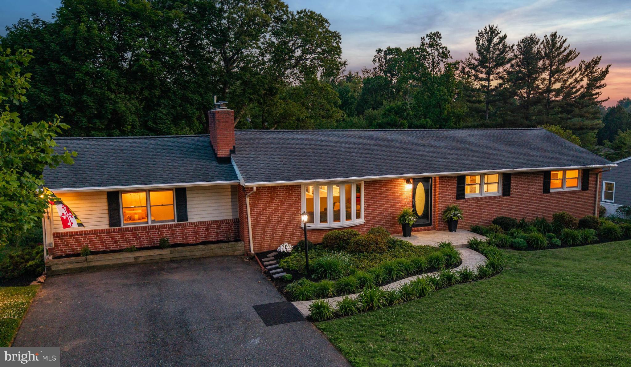 SUNNYBROOK - Residential