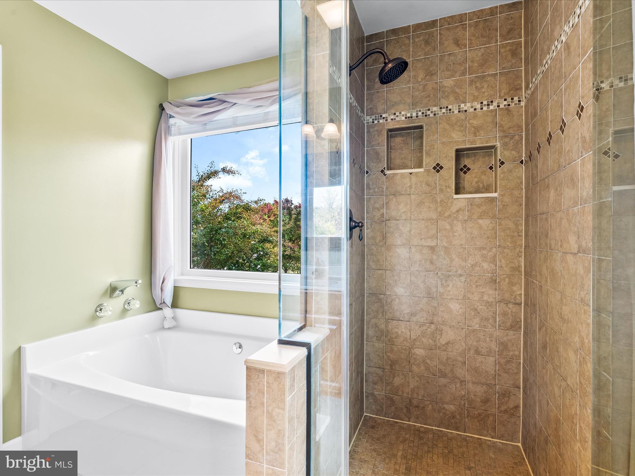 GATEWAY - Residential