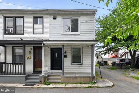 Townhouse For Rent - 365 N Prune Street<br/> Lebanon County, LEBANON, PA 17046