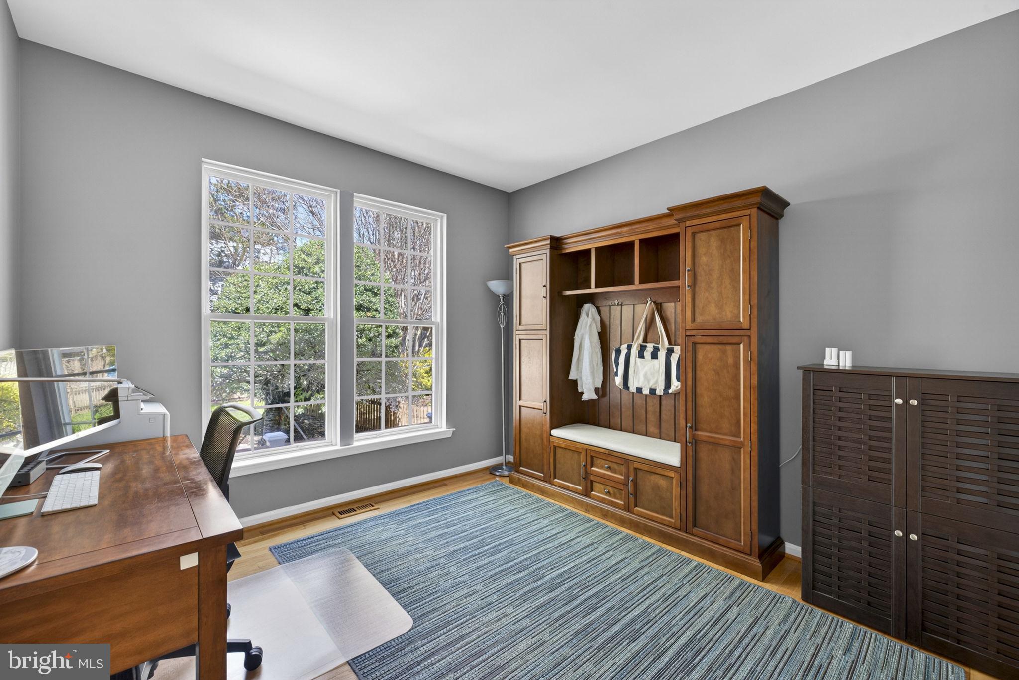 SOUTH RIDING - Residential