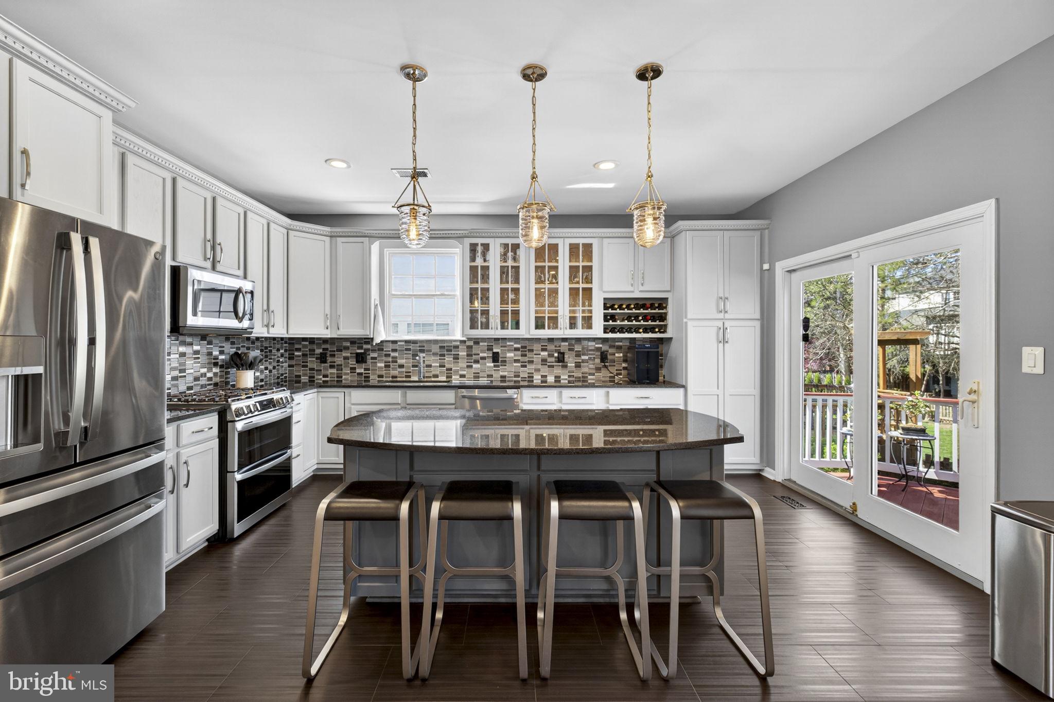 SOUTH RIDING - Residential