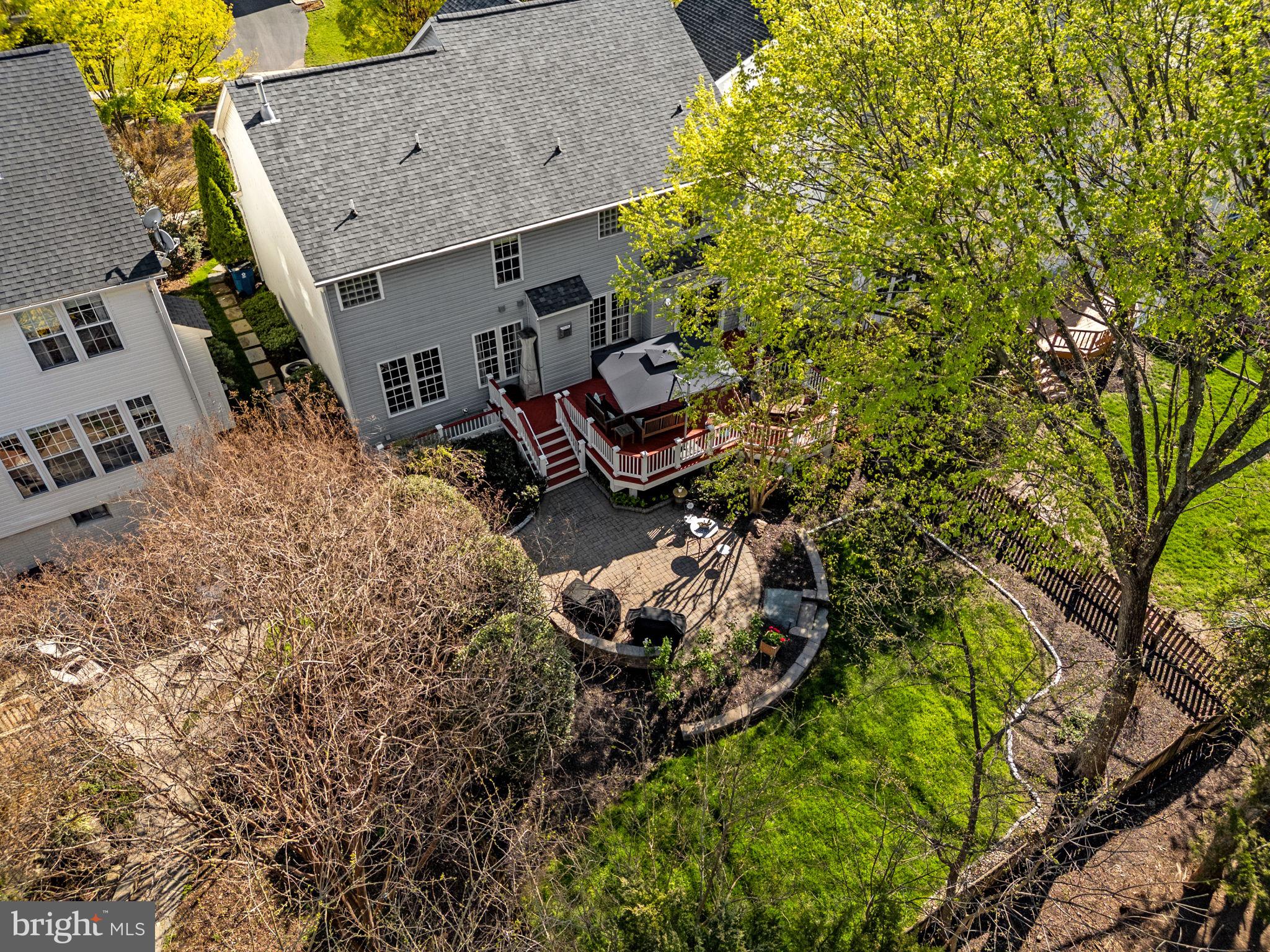 SOUTH RIDING - Residential