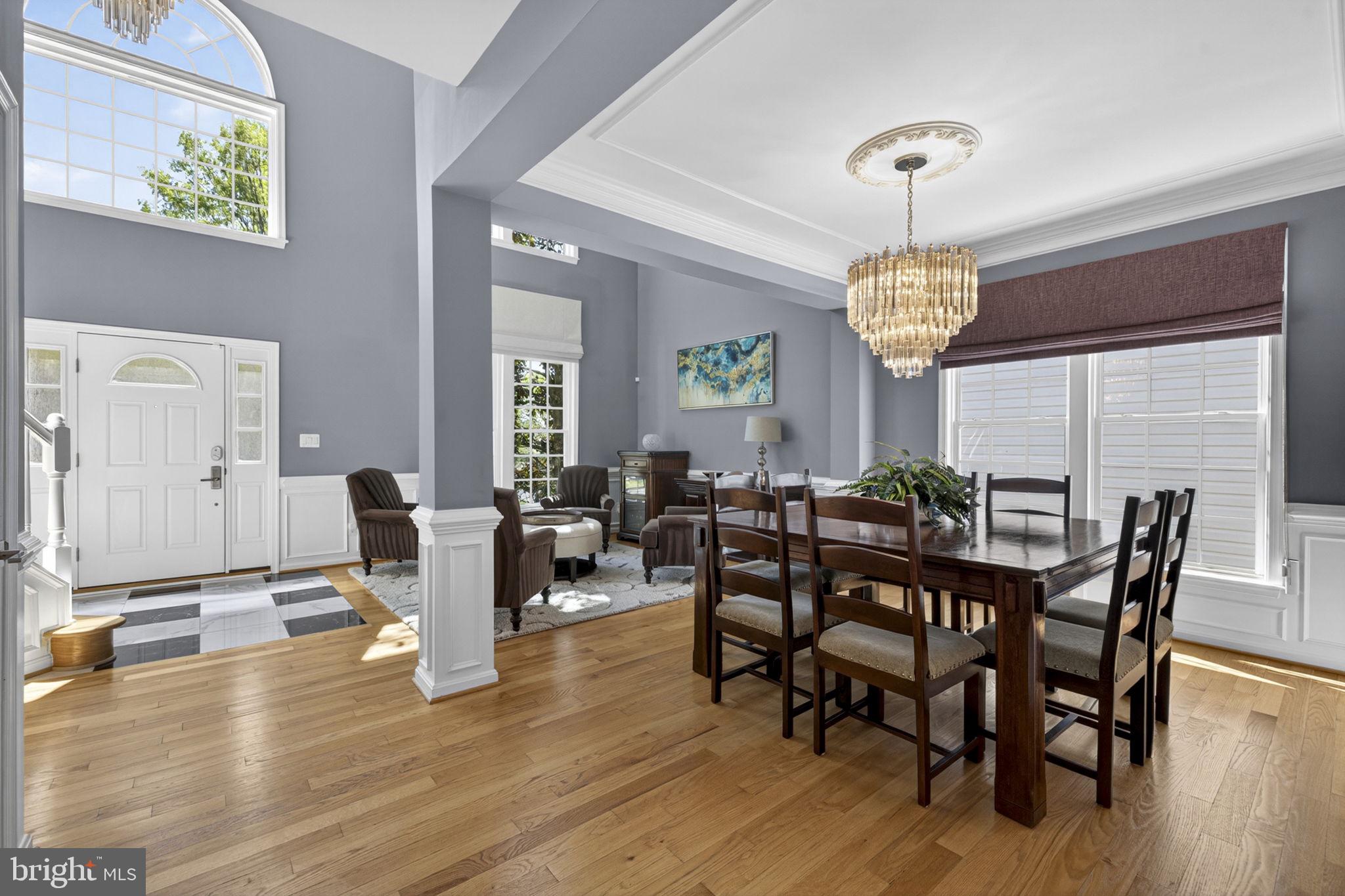 SOUTH RIDING - Residential