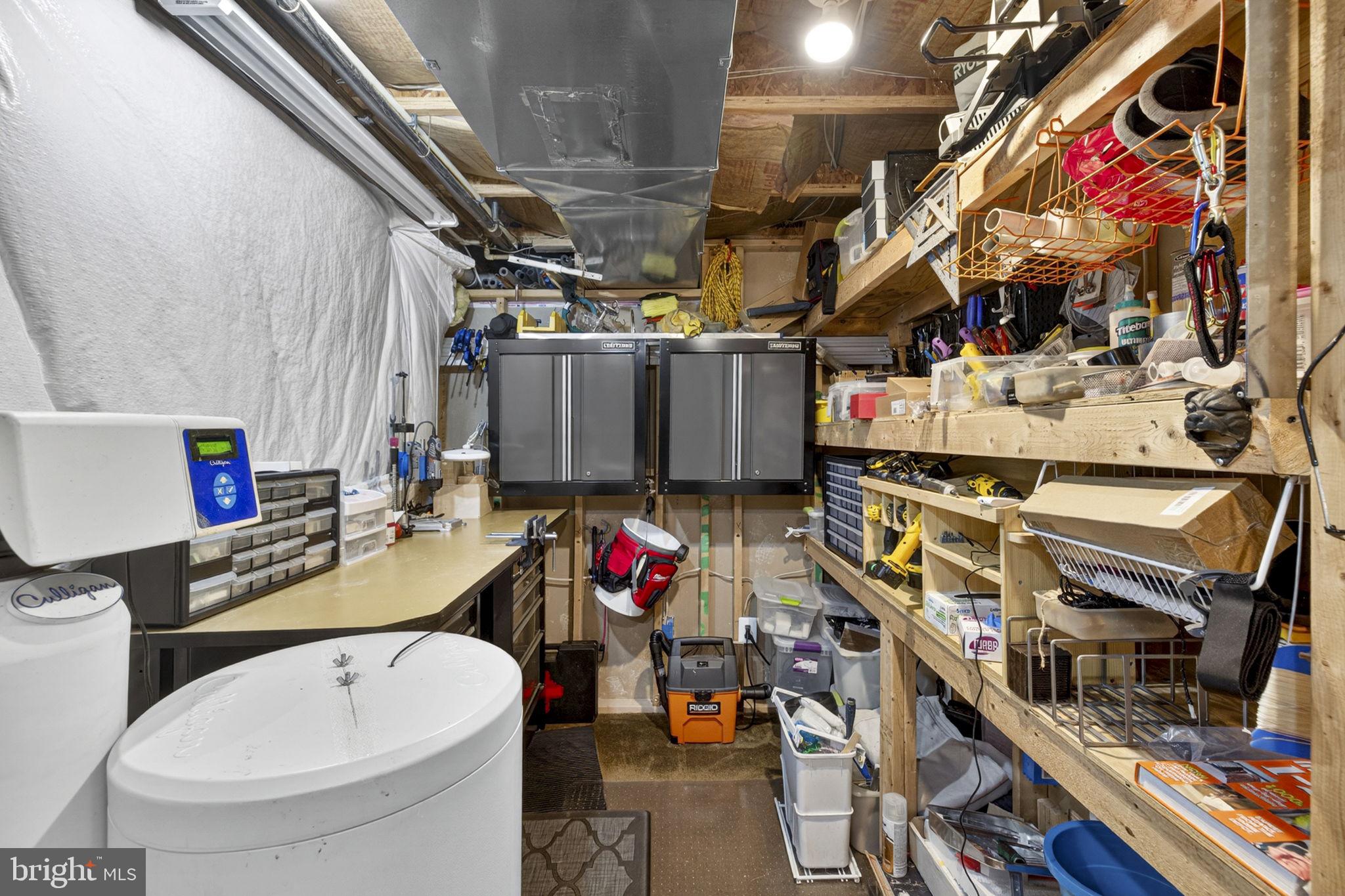 SOUTH RIDING - Residential