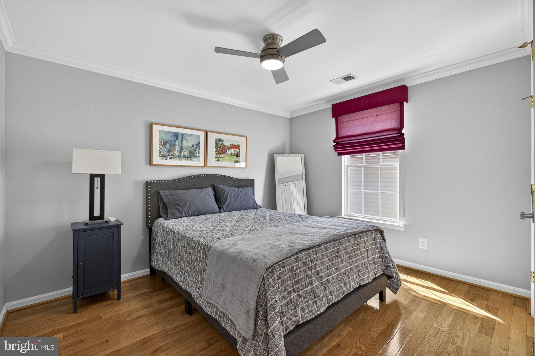 SOUTH RIDING - Residential