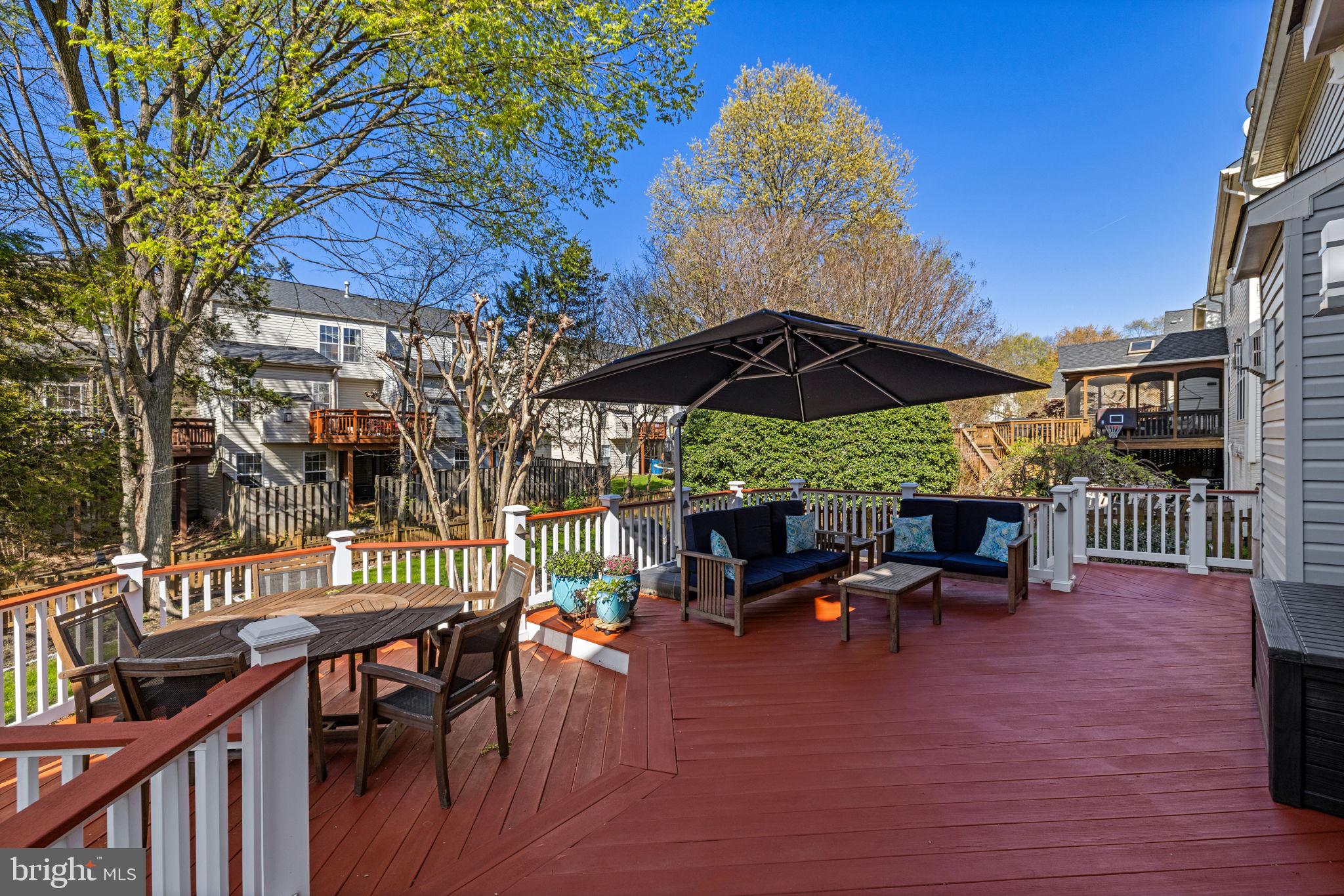 SOUTH RIDING - Residential