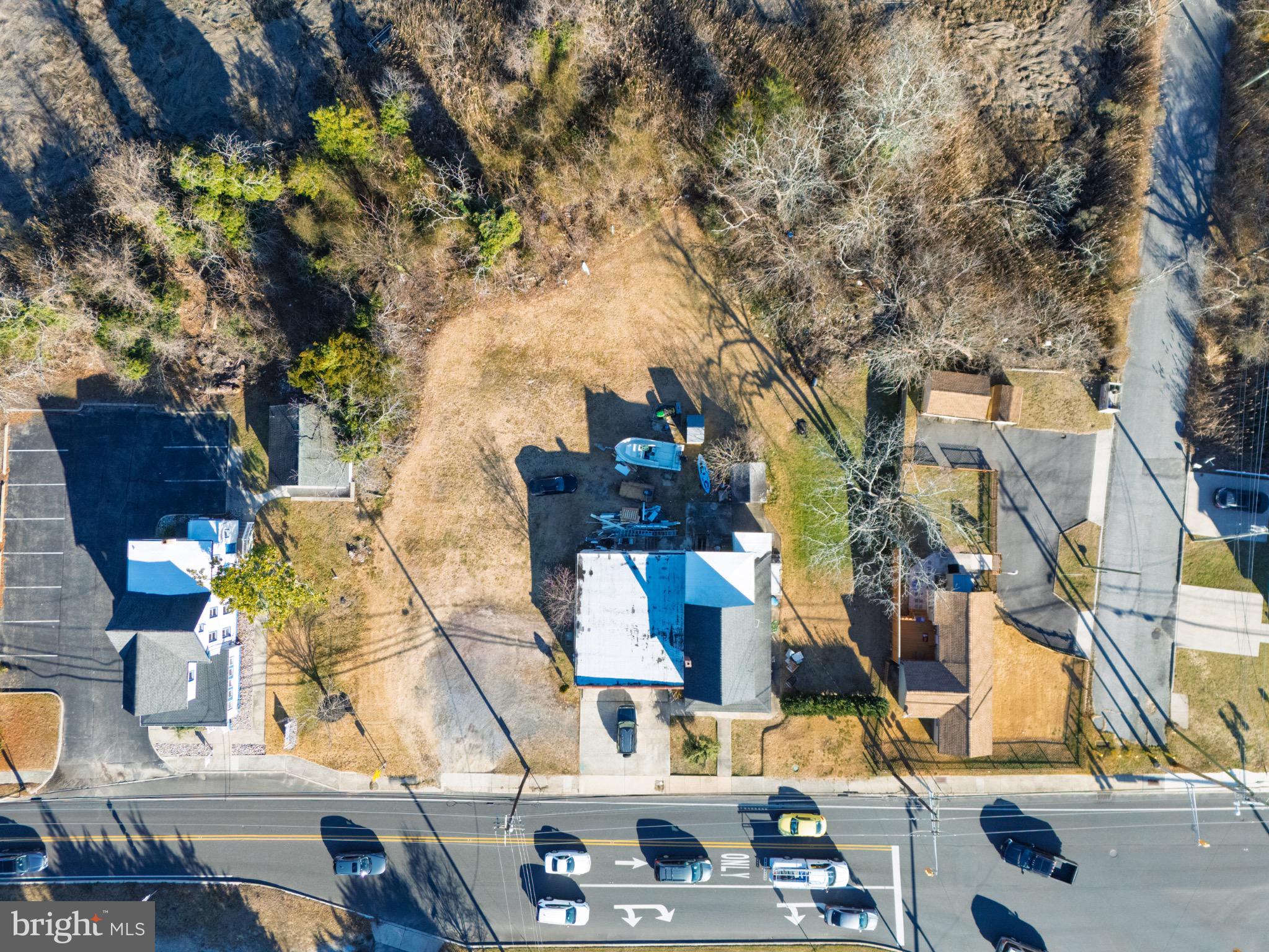 606 W OCEAN HEIGHTS AVENUE