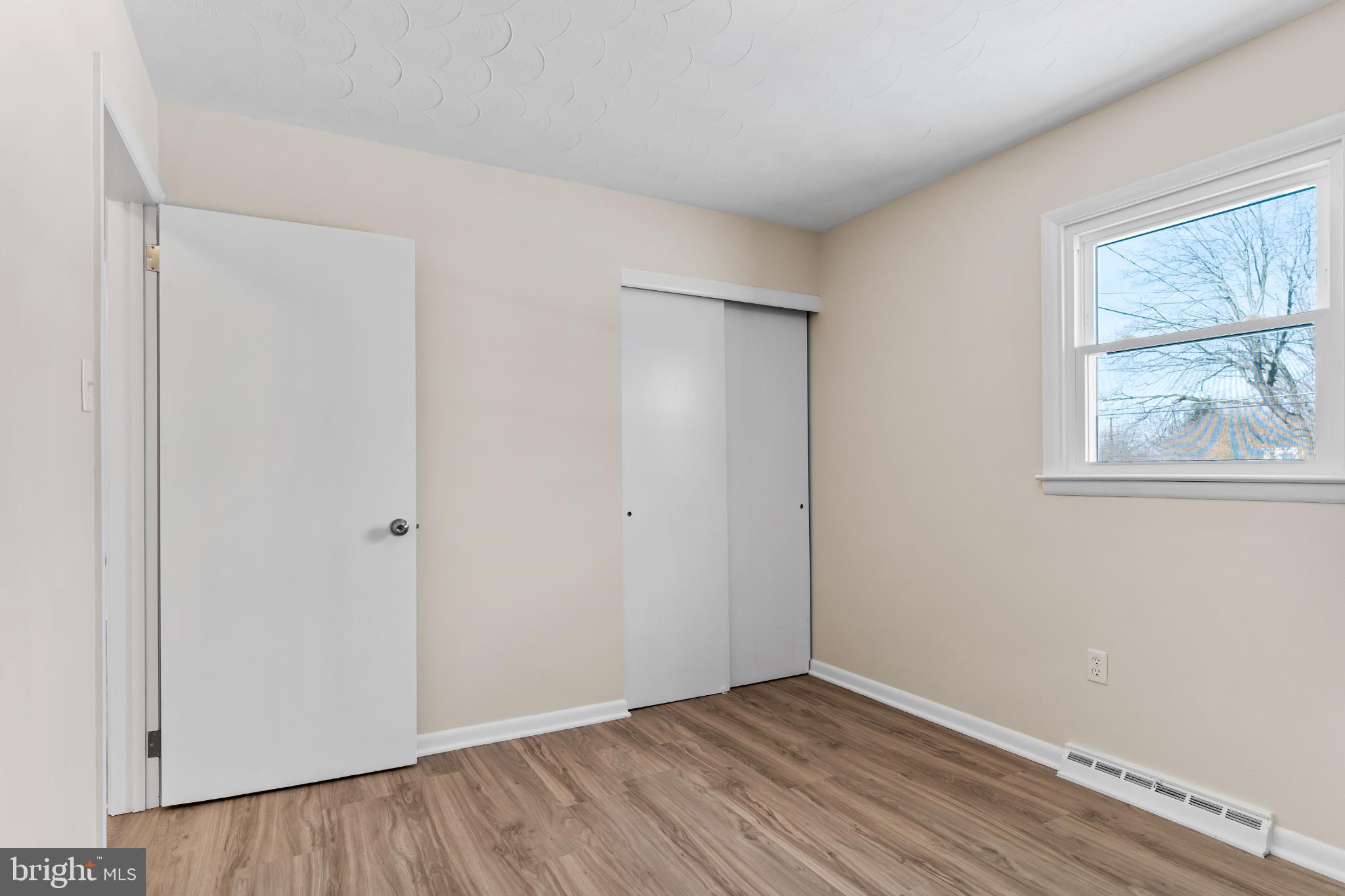 POINT COMFORT - Residential