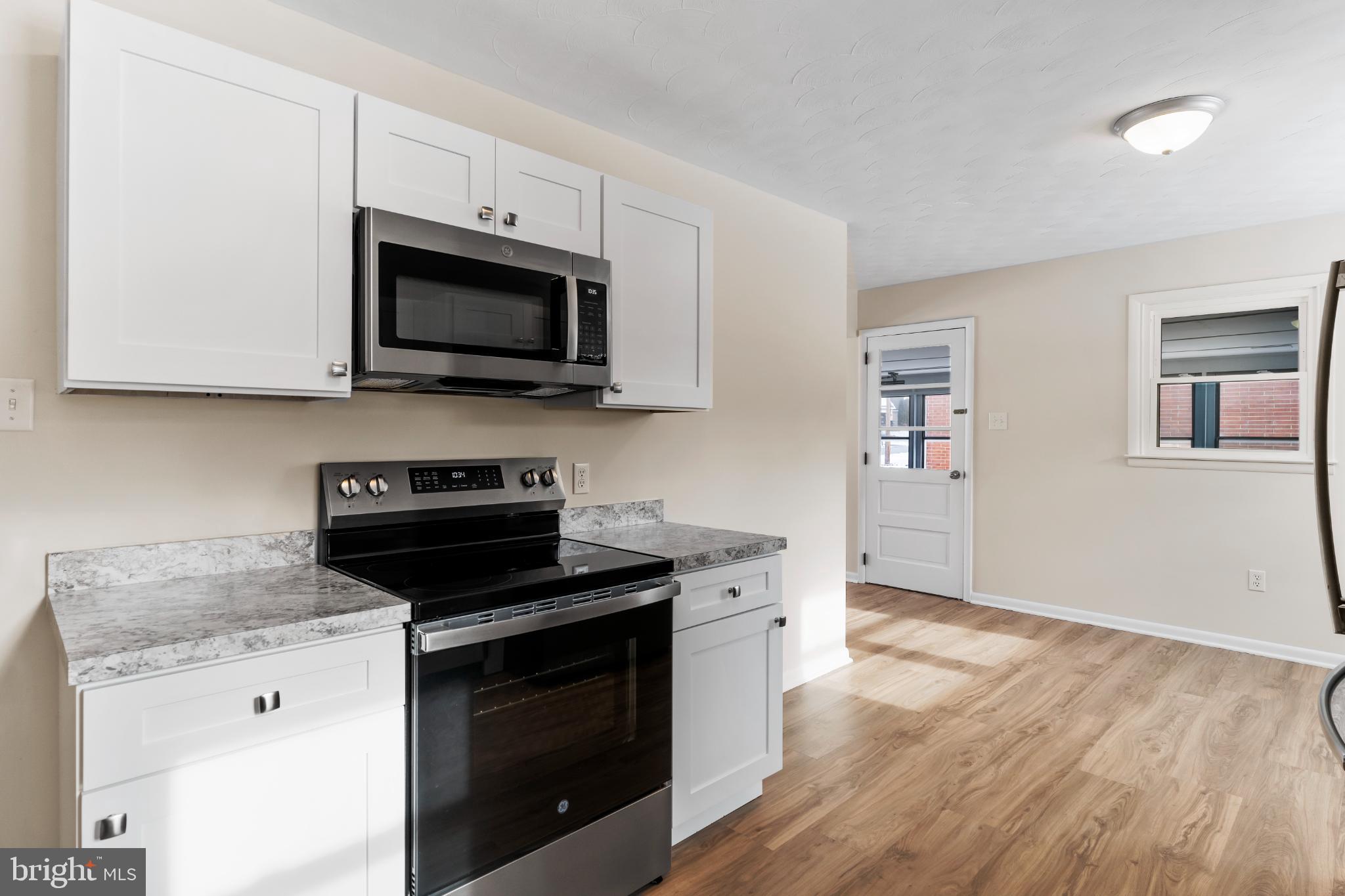 POINT COMFORT - Residential