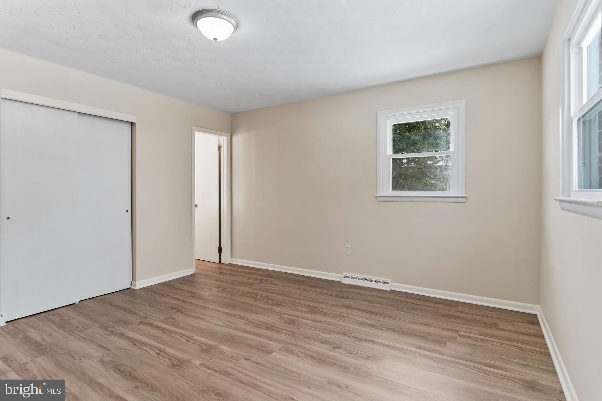 POINT COMFORT - Residential