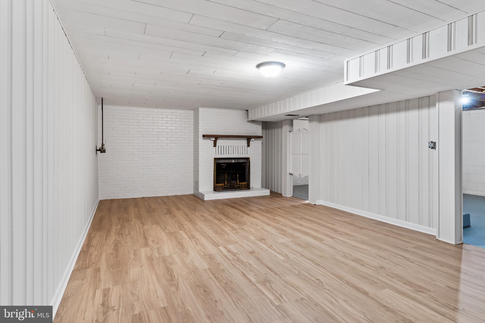 POINT COMFORT - Residential