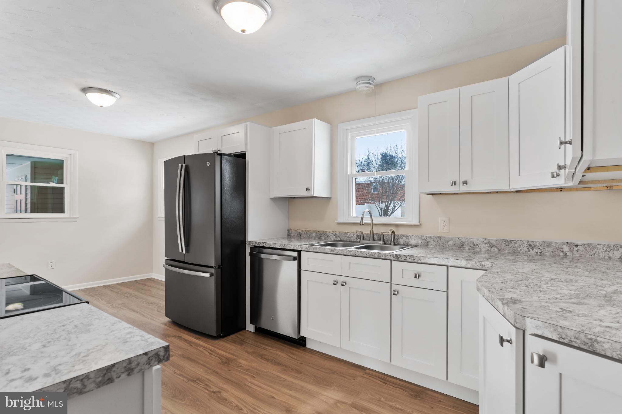 POINT COMFORT - Residential