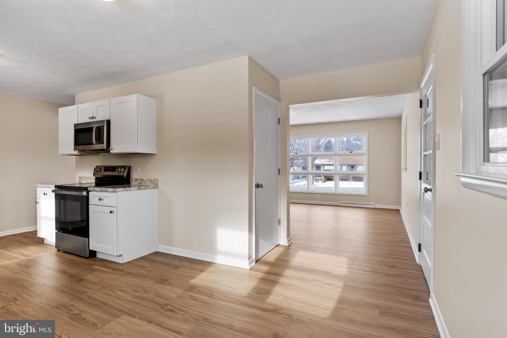 POINT COMFORT - Residential