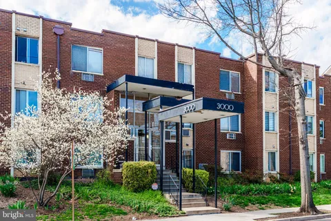 MLS: DCDC2193464
